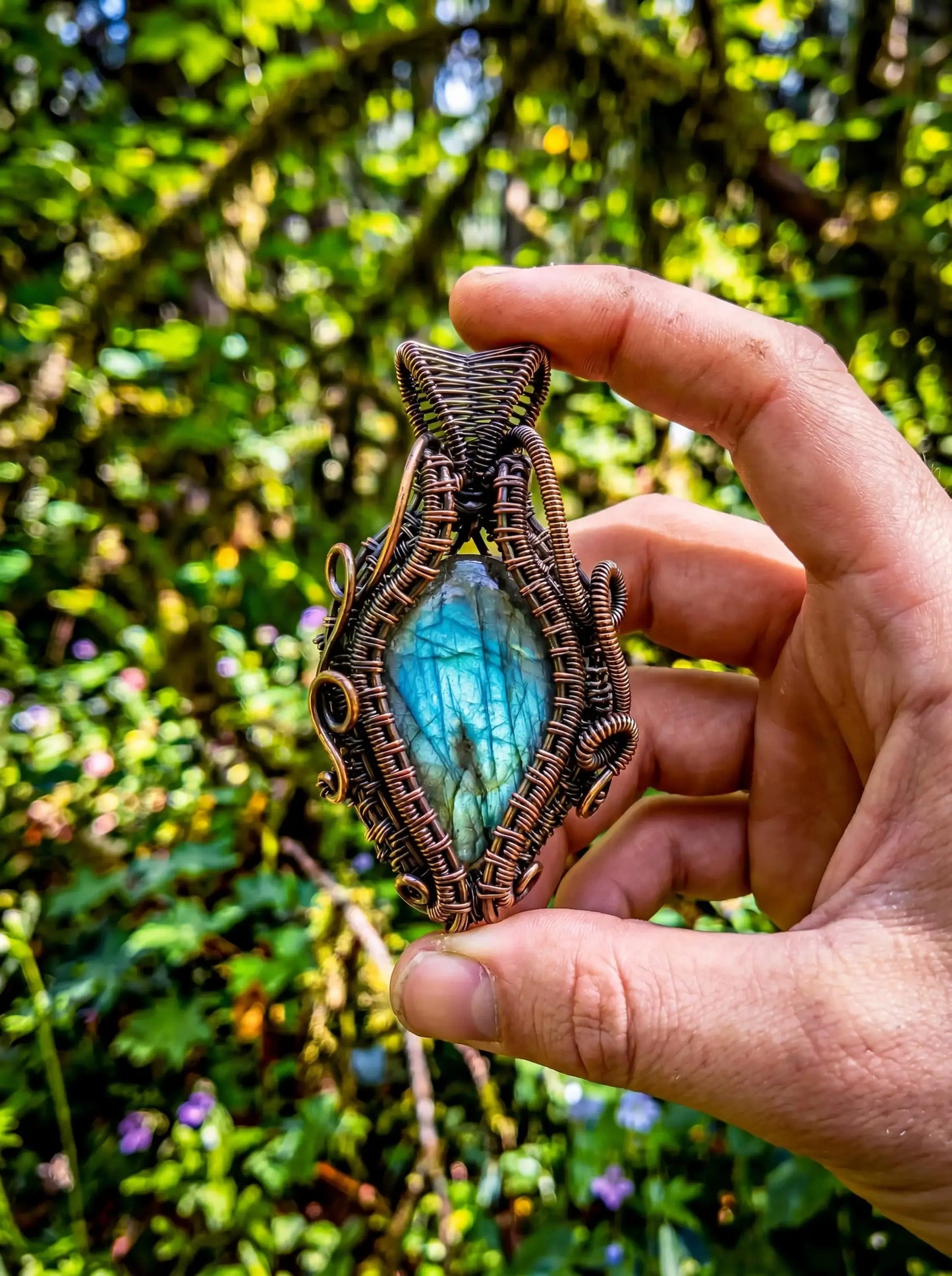 Forest Heart Labradorite Wire Wrapped Pendant – Blue Flash Crystal Necklace, Handmade Copper Jewelry