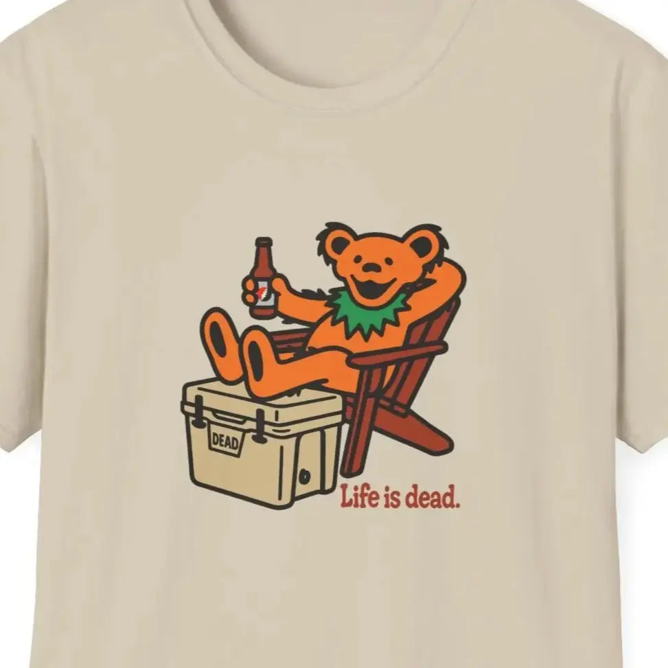 Chillin' Bear - Life is Dead T-Shirt