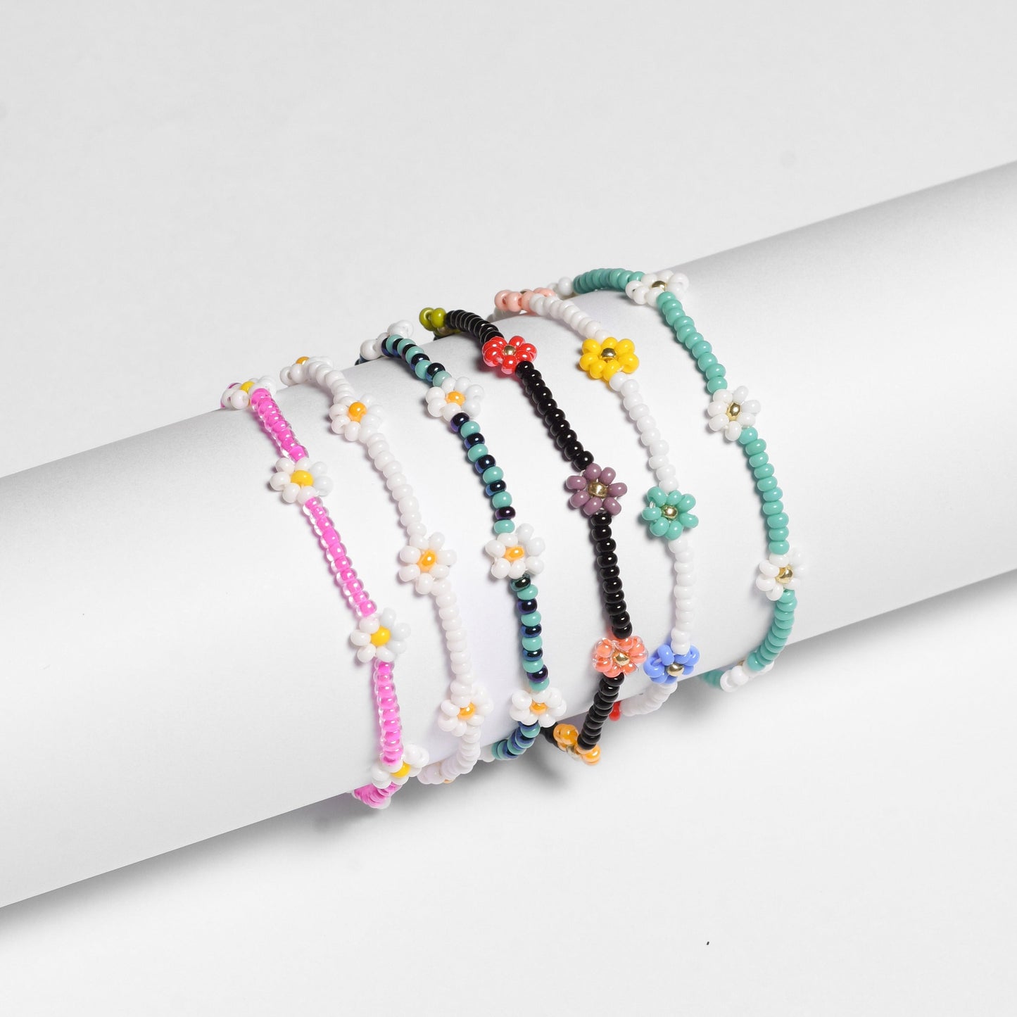 Daisy Seed Bead Flower Boho Bracelet - Guatemala