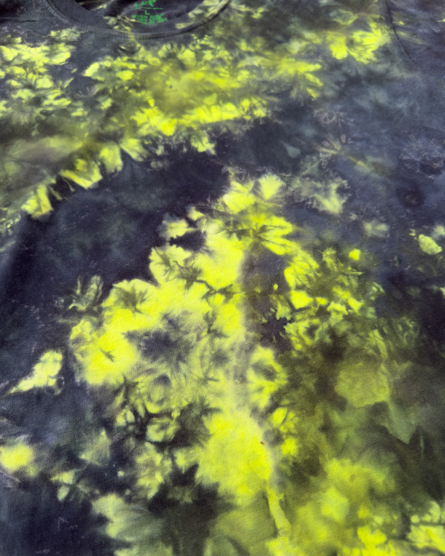 Crystal-Dyed T-Shirt – Firefly (Fluorescent)