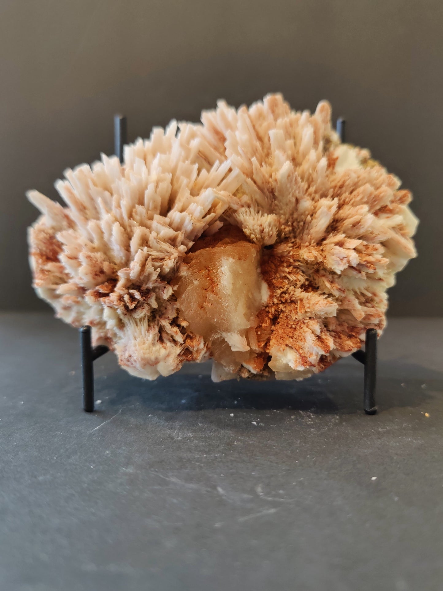 Red Mordenite with Stilbite Specimen 582g