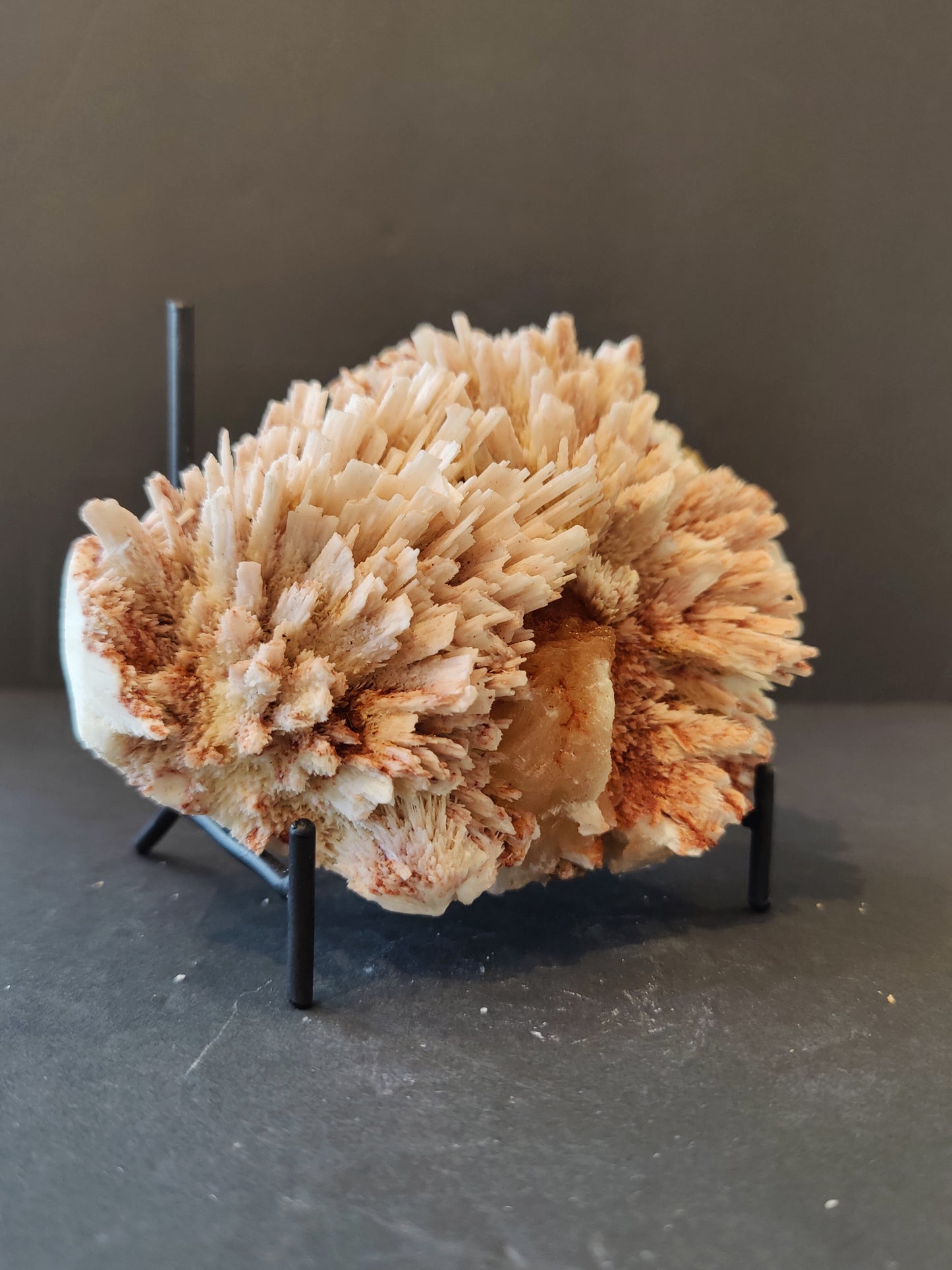 Red Mordenite with Stilbite Specimen 582g