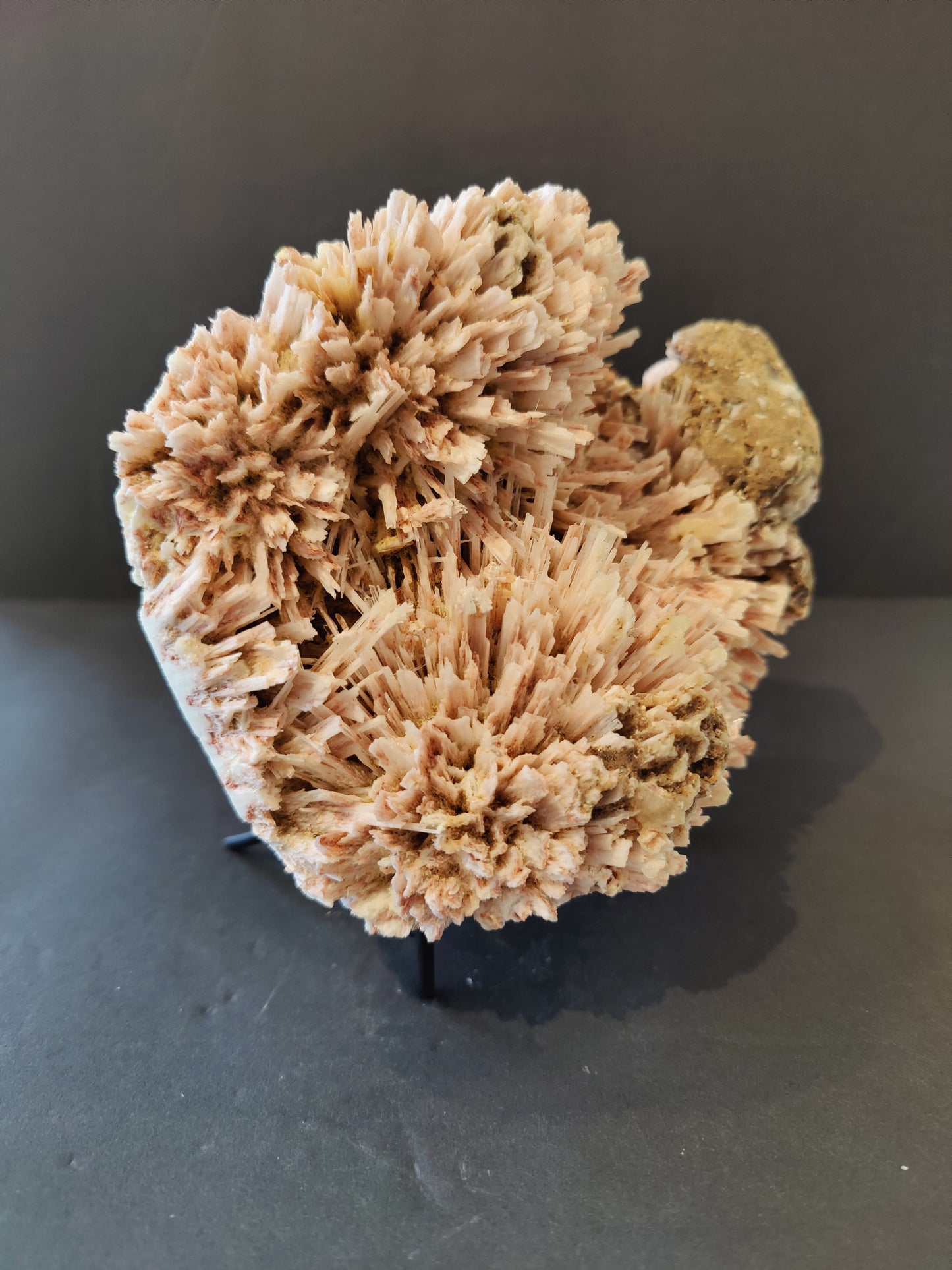 Red Mordenite with Stilbite Specimen 1,425g