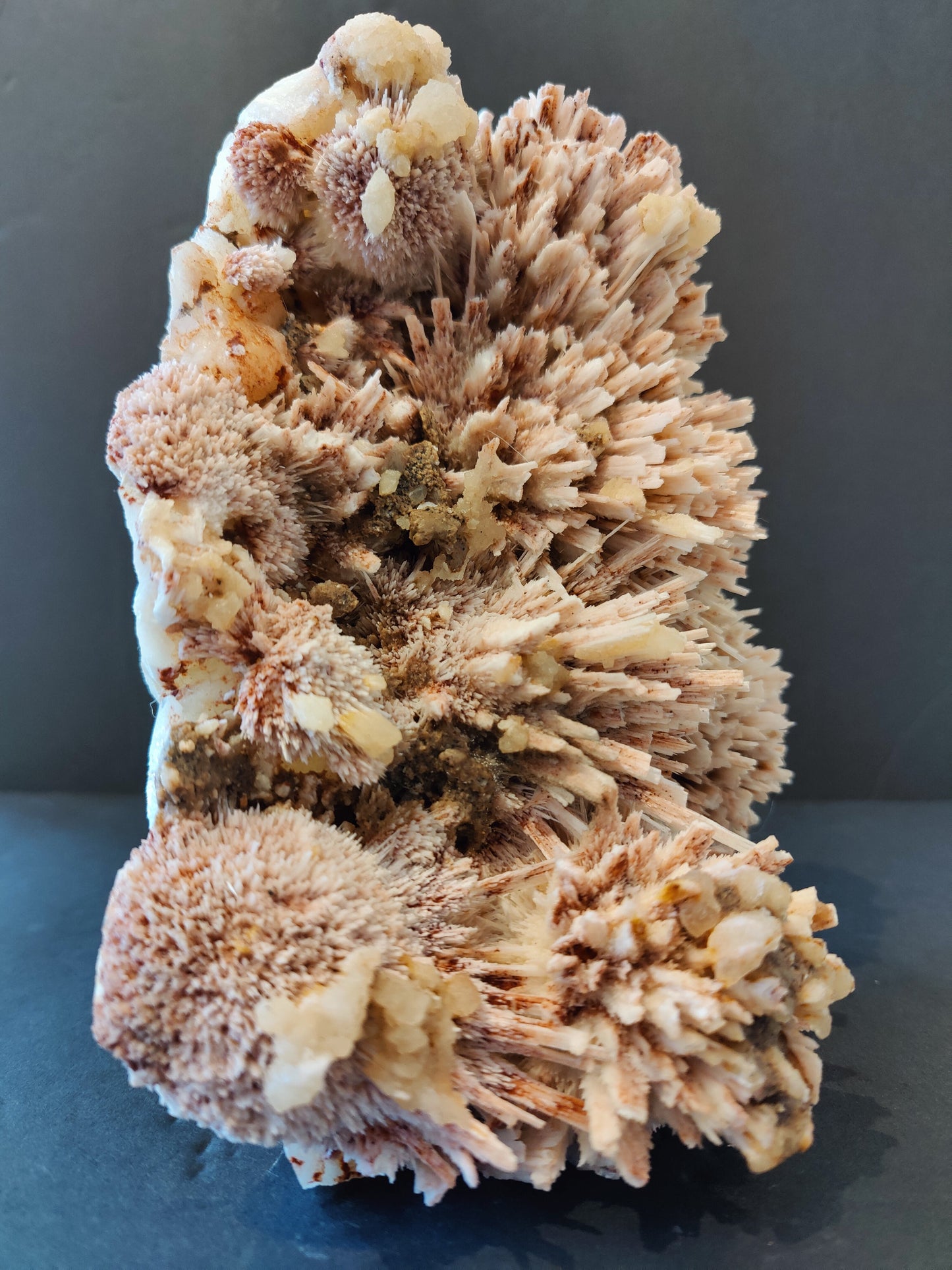 Red Mordenite with Stilbite Specimen 1,922g