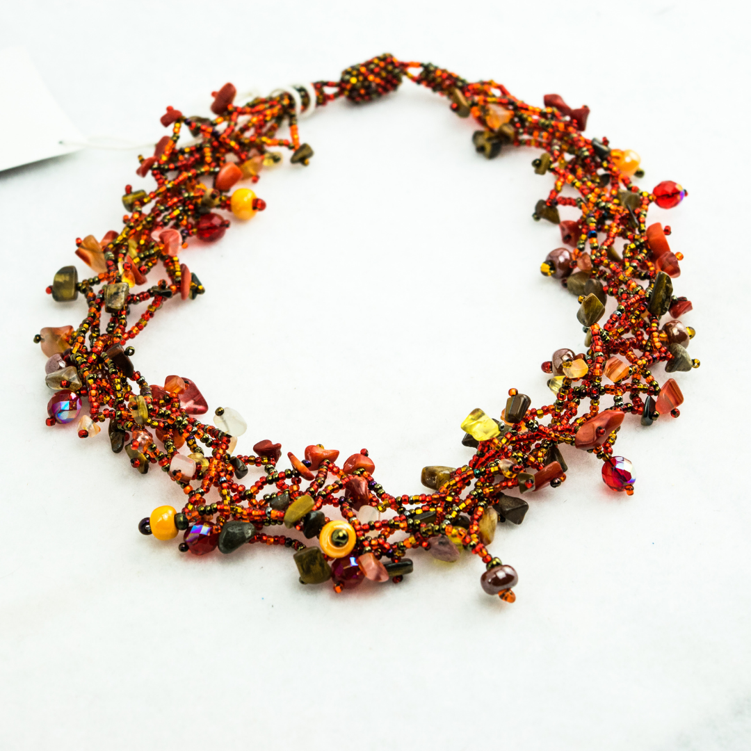 Luzy Seed Bead Necklace with Magnetic Closure - Guatemala