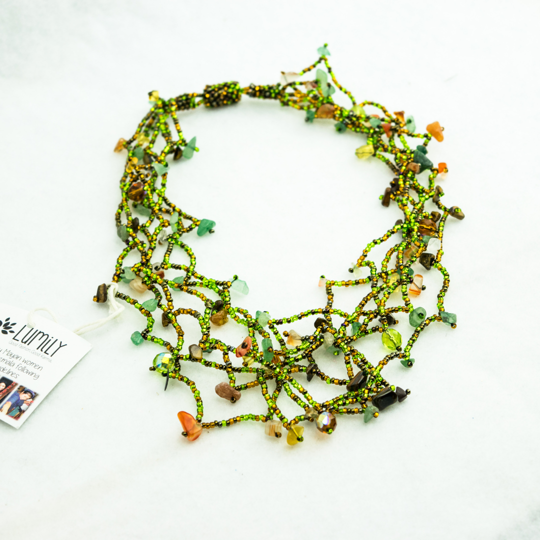 Luzy Seed Bead Necklace with Magnetic Closure - Guatemala