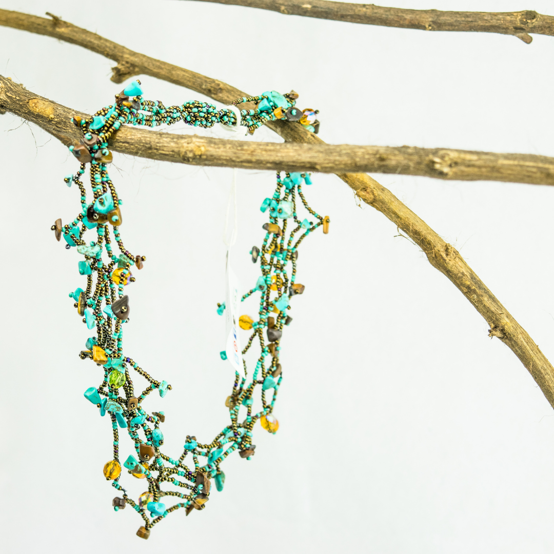 Luzy Seed Bead Necklace with Magnetic Closure - Guatemala