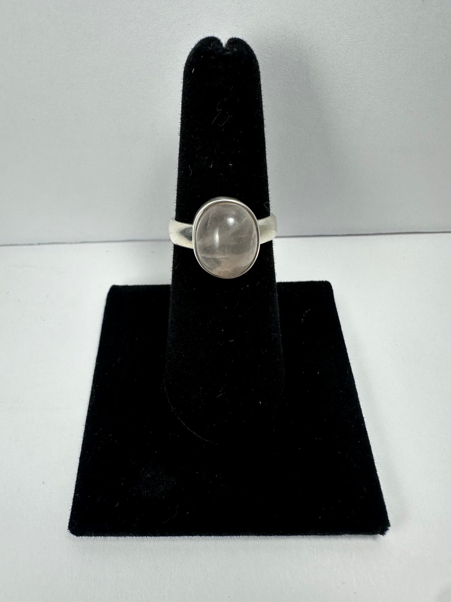 Rose Quartz Oval Cabochon Ring in .925 Sterling Silver Size 6