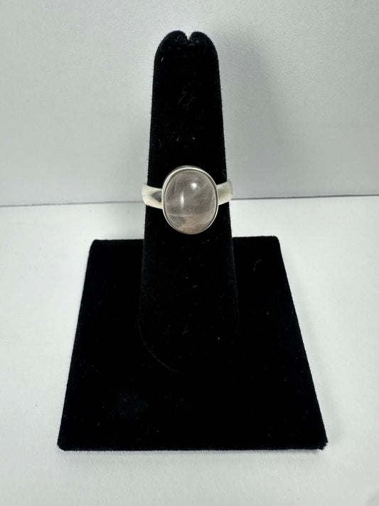 Rose Quartz Oval Cabochon Ring in .925 Sterling Silver Size 6