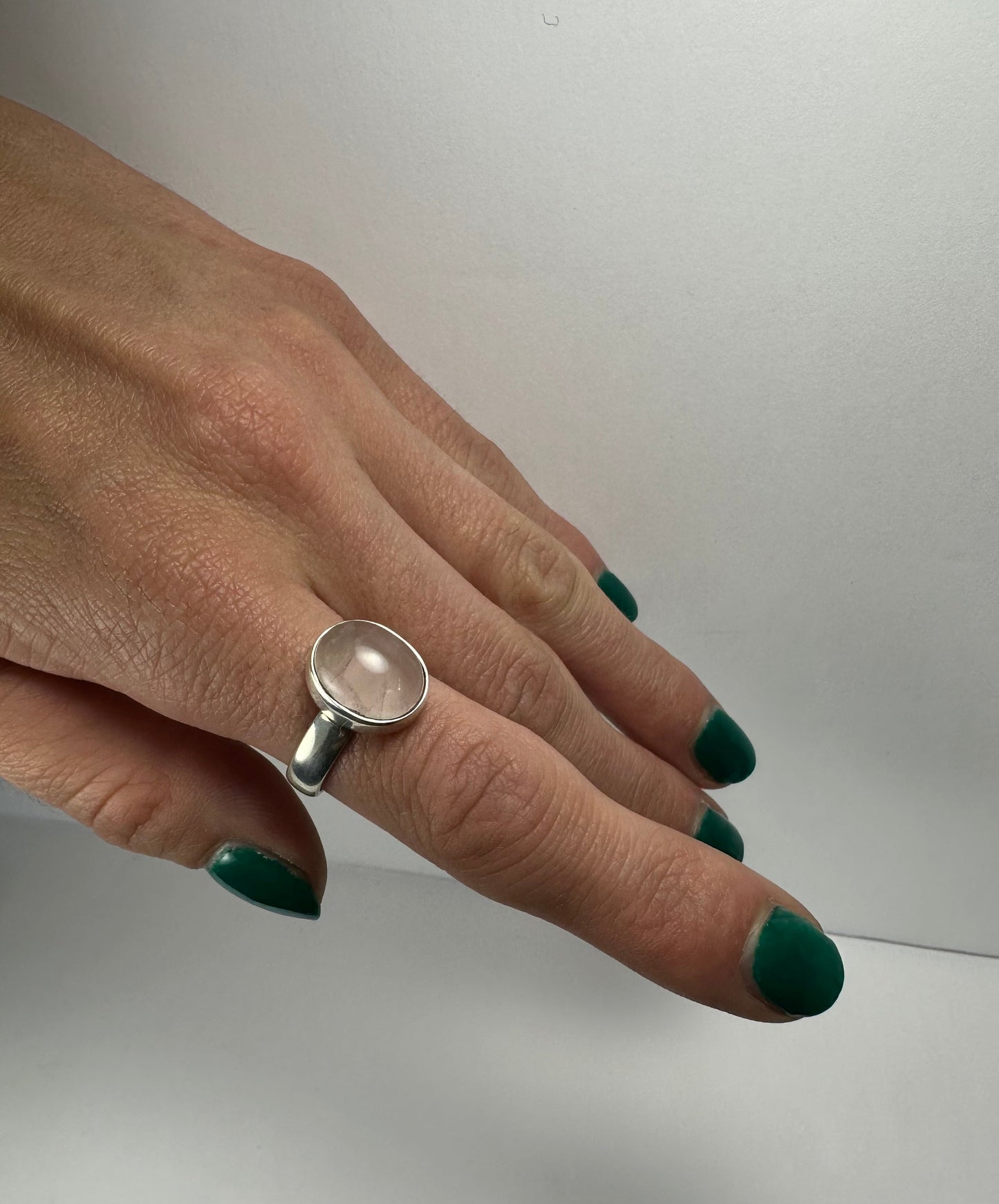 Rose Quartz Oval Cabochon Ring in .925 Sterling Silver Size 6