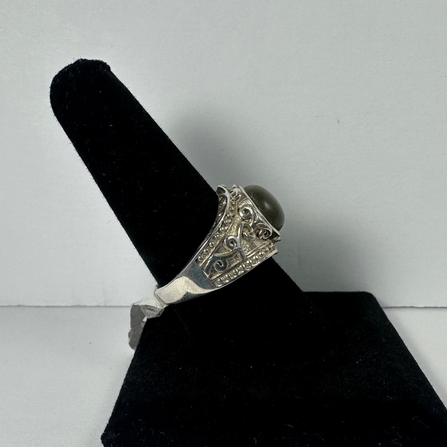 Labradorite Ring - Size 8.5