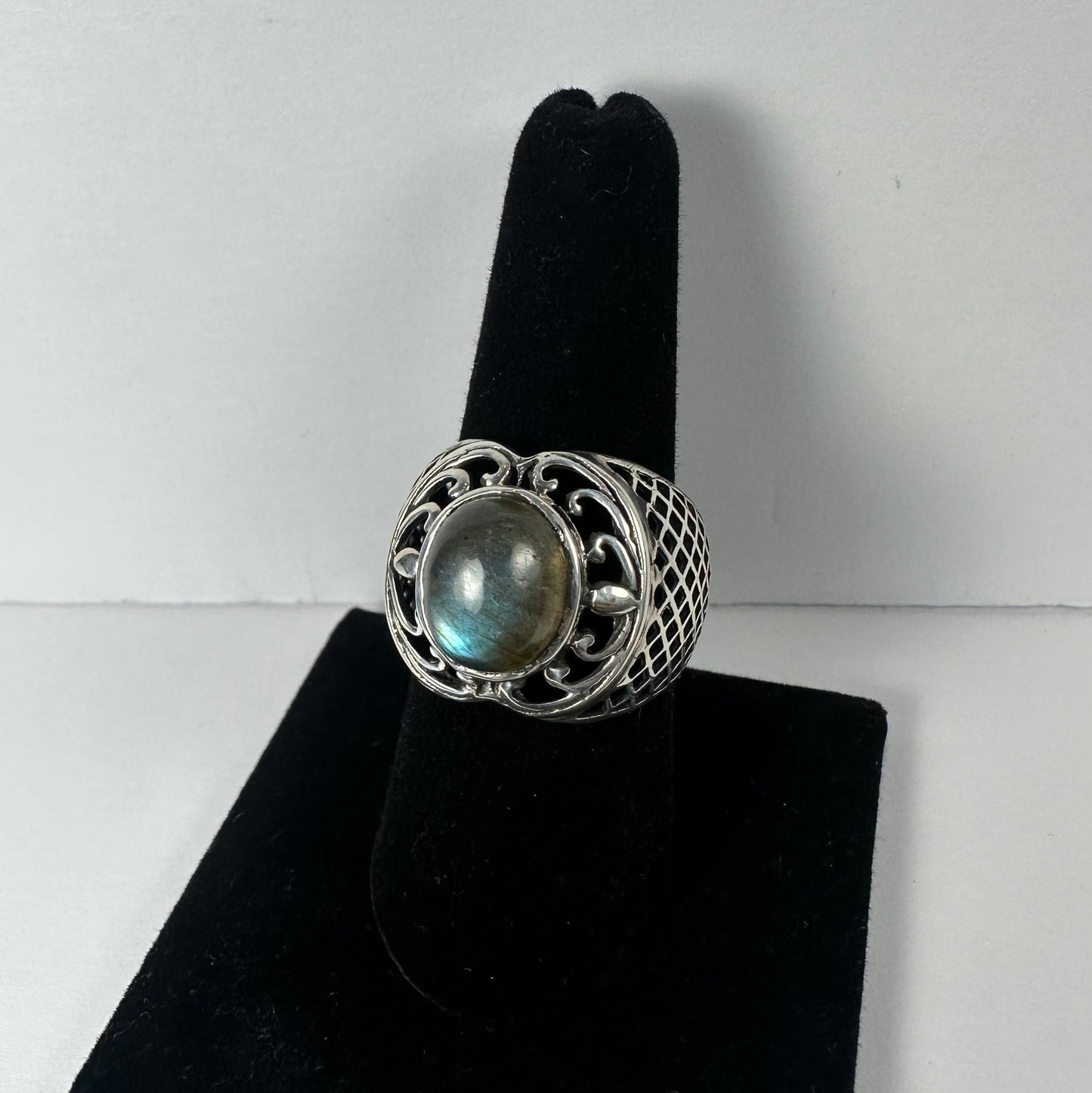 Labradorite Ring - Size 8.5