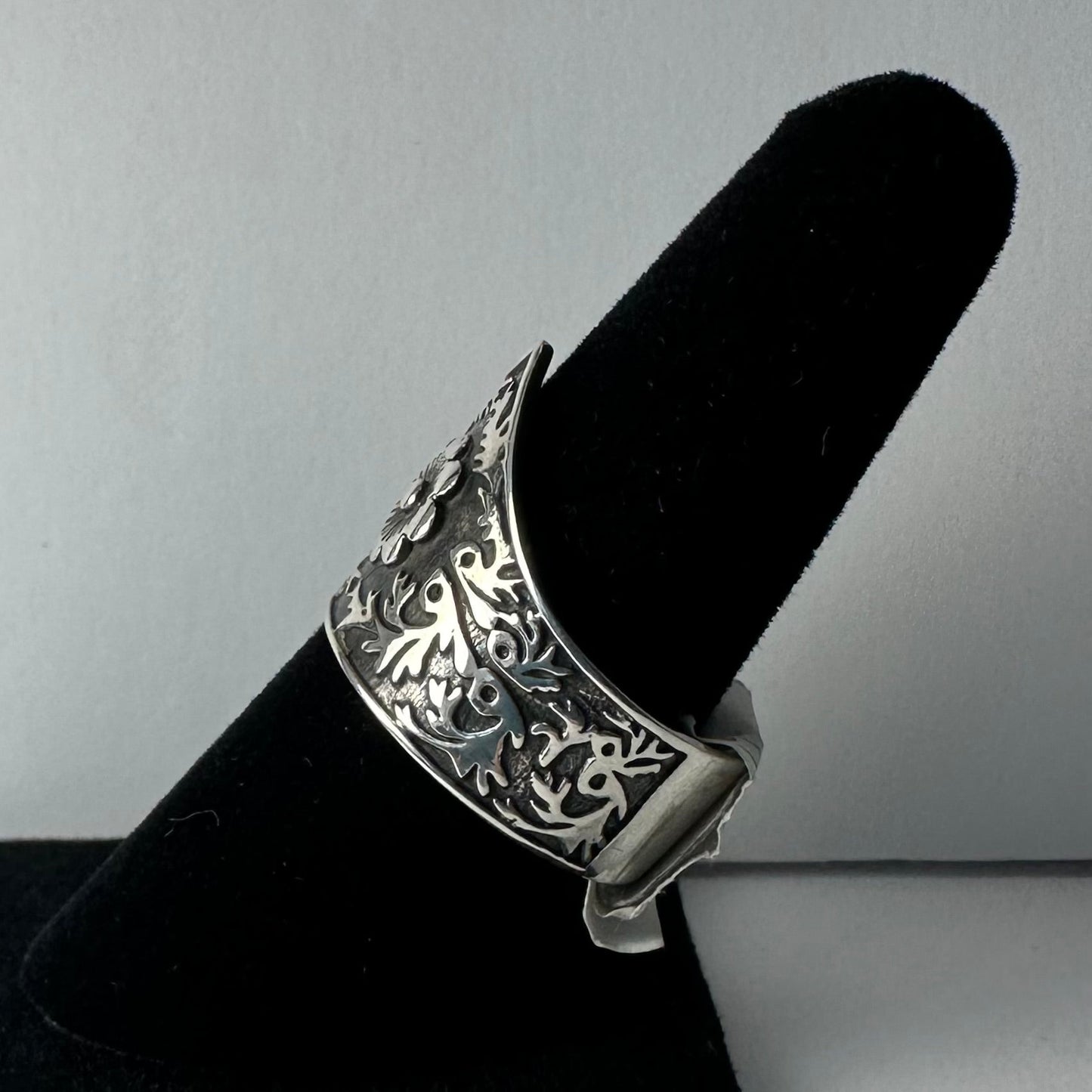 .925 Sterling Flower Ring - Size 10.5