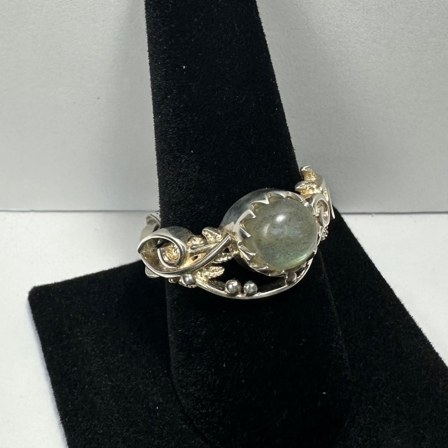 Labradorite Ring - Size 10.5