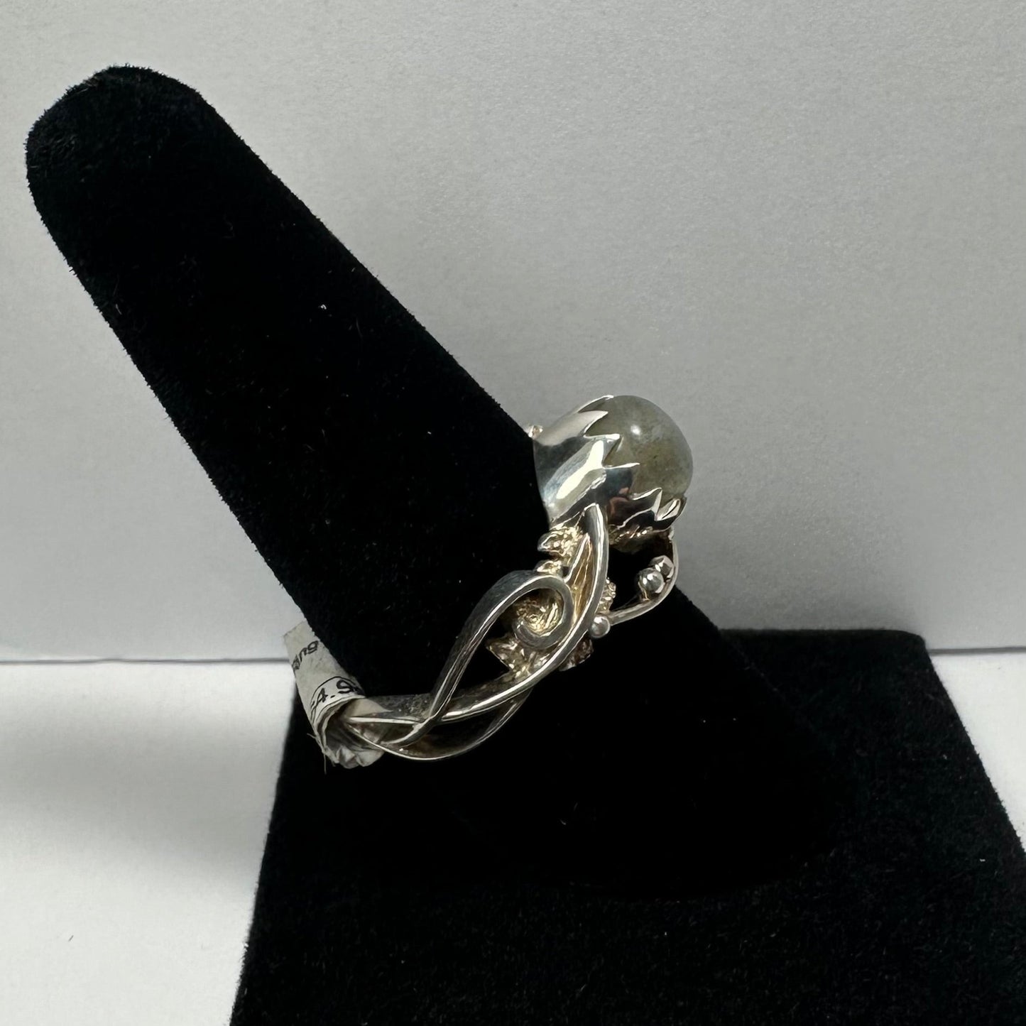 Labradorite Ring - Size 10.5