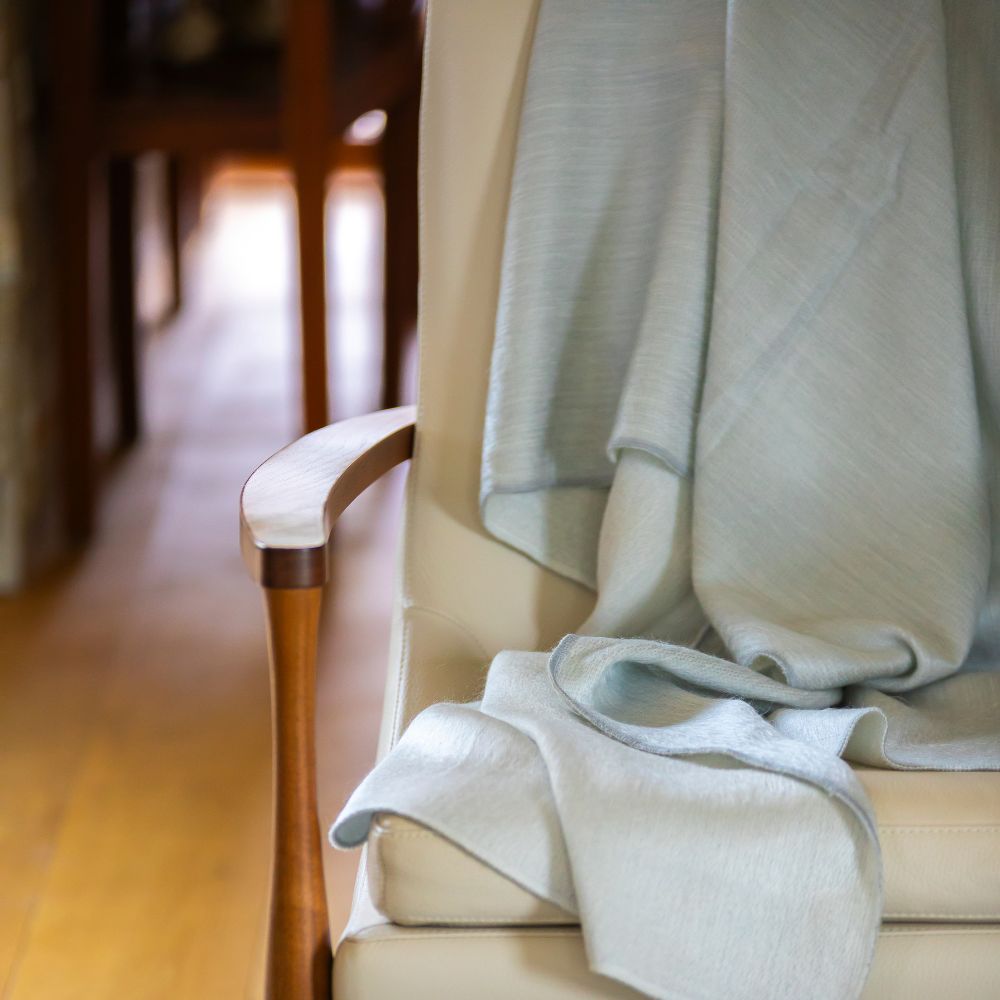 Reversible Alpaca Throw Blanket Handwoven From Ecuador - Gray & White - Kani Collection