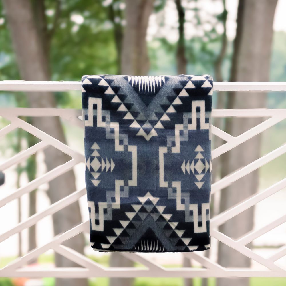 Handwoven Reversible Interlocking Lines Gray Black & Cream Alpaca Throw Blanket - Yachana Collection