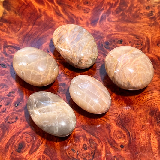 Peach Moonstone Flashy Palm Stone Carving